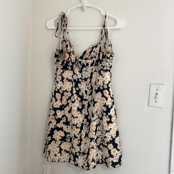 Realisation Par | the Devon Dress in| Flower Power - Picture 7 of 10